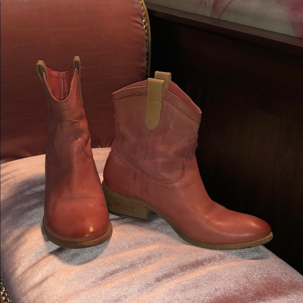 Frye Salmon/ Pink Leather Bootie Size 7 B